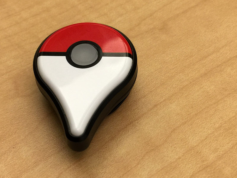 pokemon go ante accidentes en mexico crean seguro para fanaticos